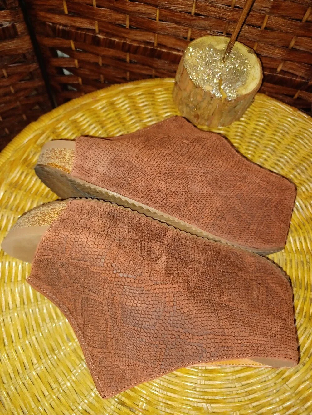 Women’s Textured Wedge Mule Slip-On